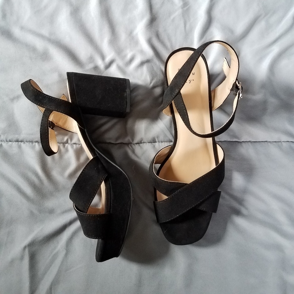 a new day Shoes - Classic Chunky Heels